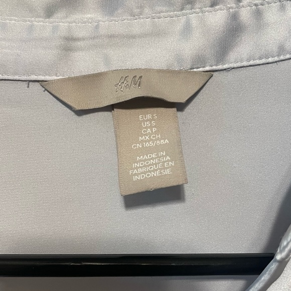 Satin button down blouse - Picture 3 of 3